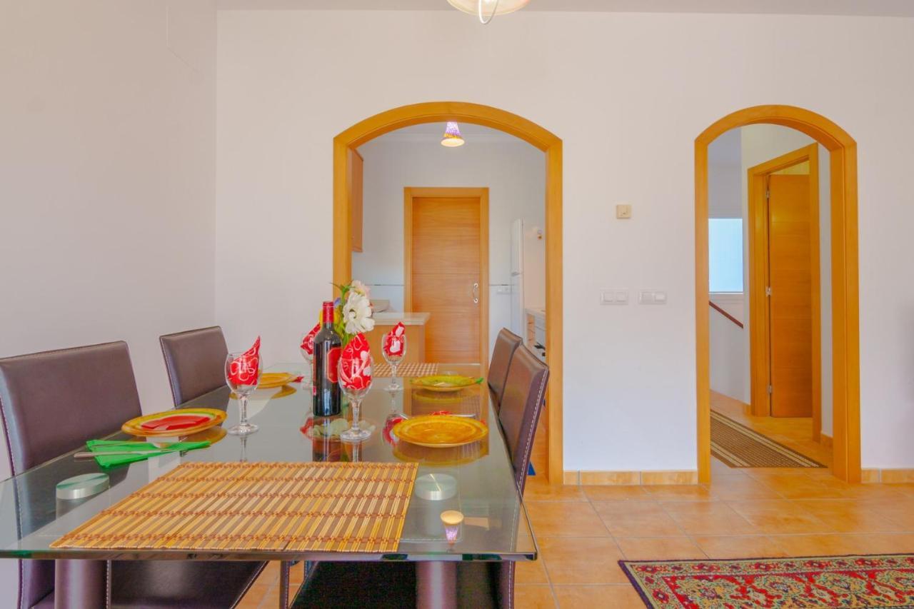 Villas Guzman-Grinev Calp Exterior foto